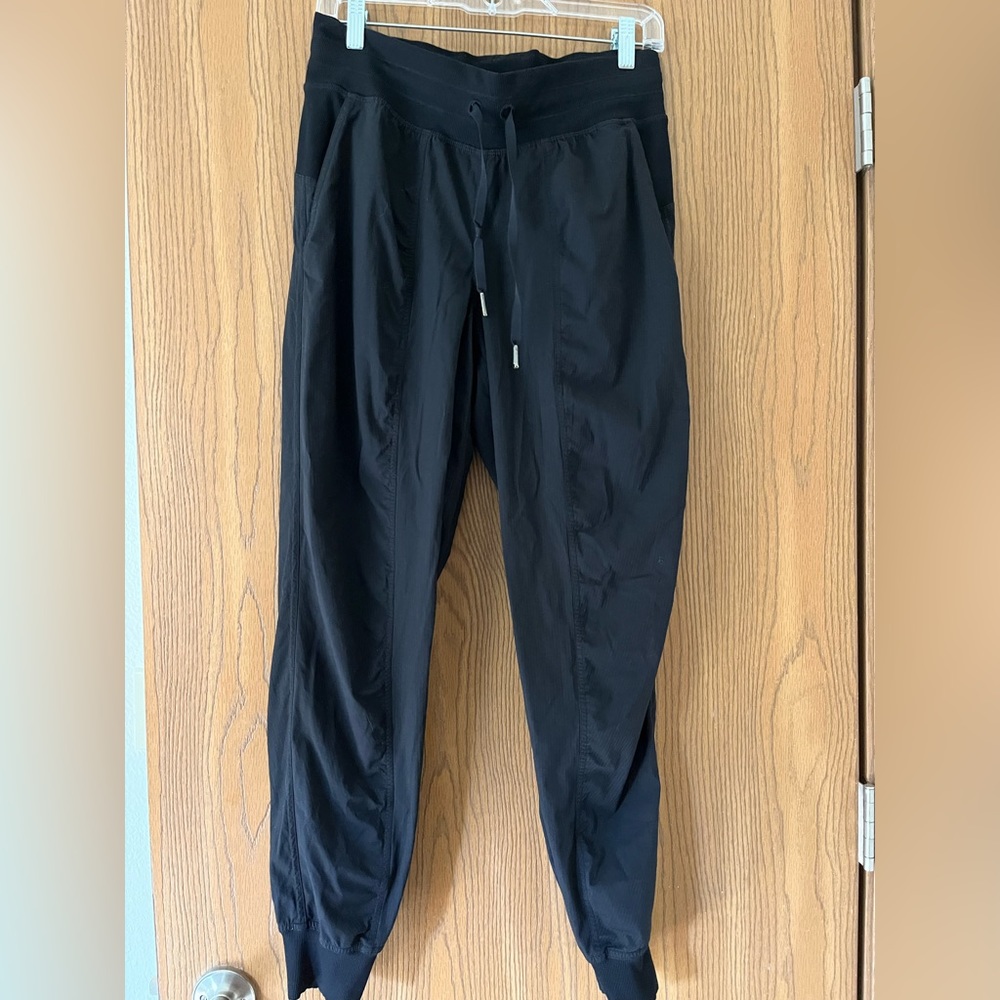 Lululemon dance studio jogger